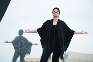 New Year's Eve Show – Amanda Becker + Friends